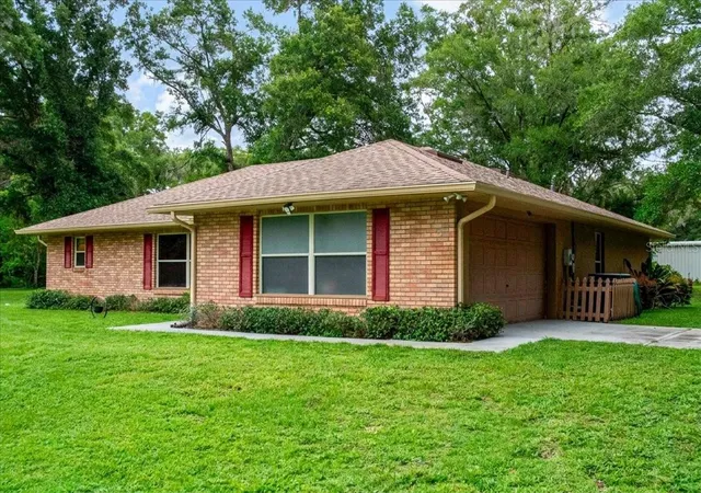 Homes for sale in Lake Helen, FL | 267 N Orange Ave, Lake Helen, FL 32744 | MLS# V4949415