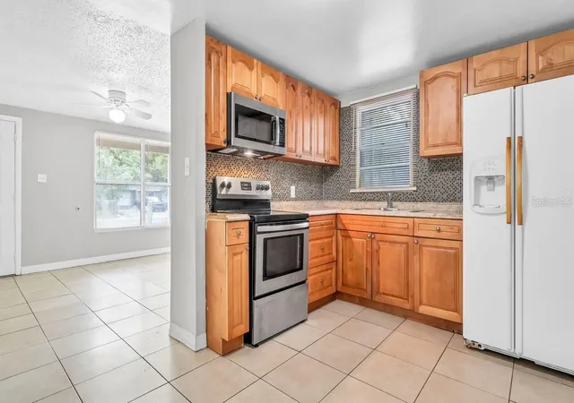 4th image of 3003 Cord St, Tampa, FL 33605 | MLS# TB8514765