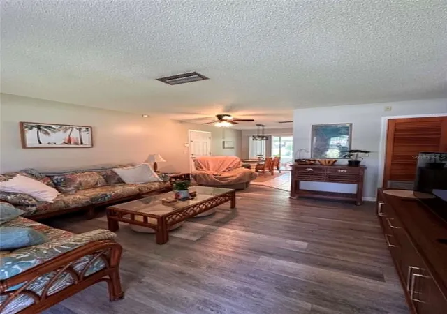 Photo 3 of Sale Pending at 745 SE 29th Avenue, Ocala, FL 34471 | MLS# OM725845 | Listing updated on 2026-08-29
