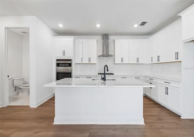 3rd image of 4466 Sunset Garden St, Bradenton, FL 34210 | MLS# R4911360