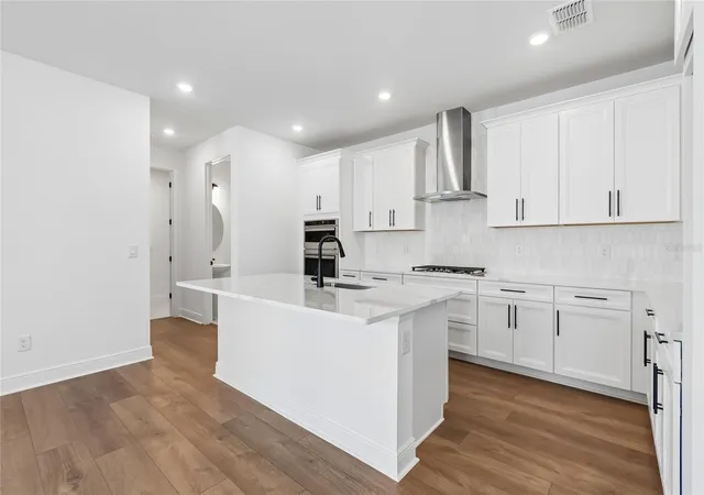 4th image of 4466 Sunset Garden St, Bradenton, FL 34210 | MLS# R4911360
