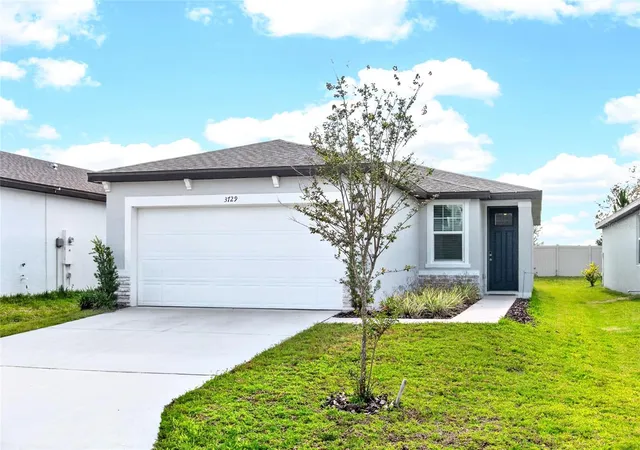 3rd image of 3729 Radiant Mountain Dr, Plant City, FL 33565 | MLS# TB8514771