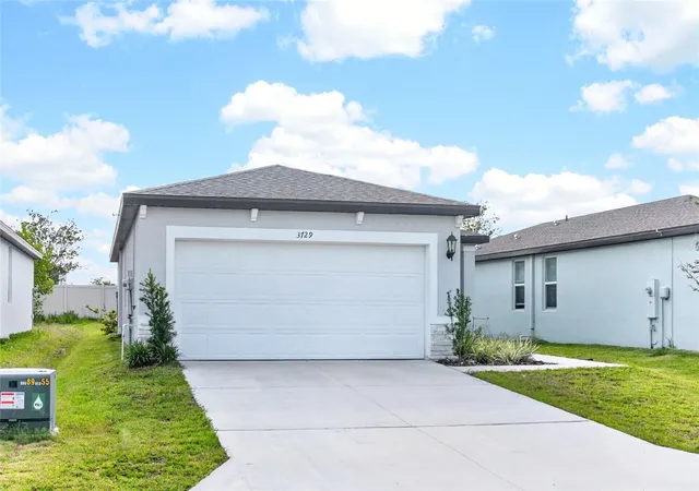 4th image of 3729 Radiant Mountain Dr, Plant City, FL 33565 | MLS# TB8514771