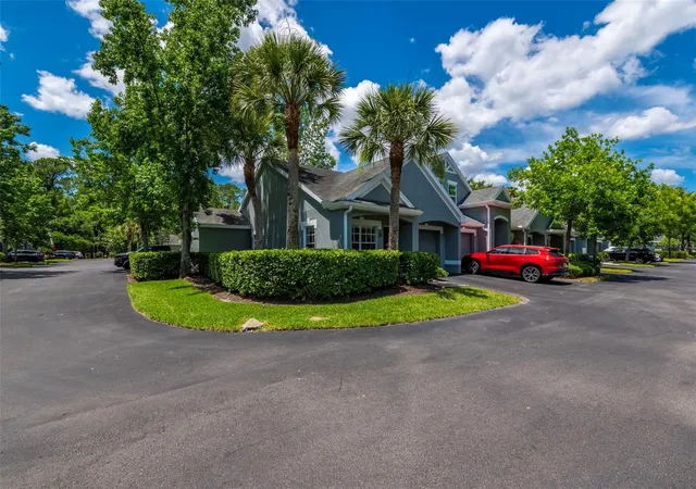 3rd image of 3638 Trafalgar Wy #101, Palm Harbor, FL 34685 | MLS# TB8514773