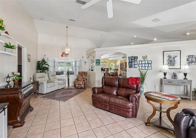 Photo 4 of Single family home for sale at 60 Woodbury Dr, Palm Coast, FL 32164 | MLS# O6412936 | Listing updated on 2026-09-19