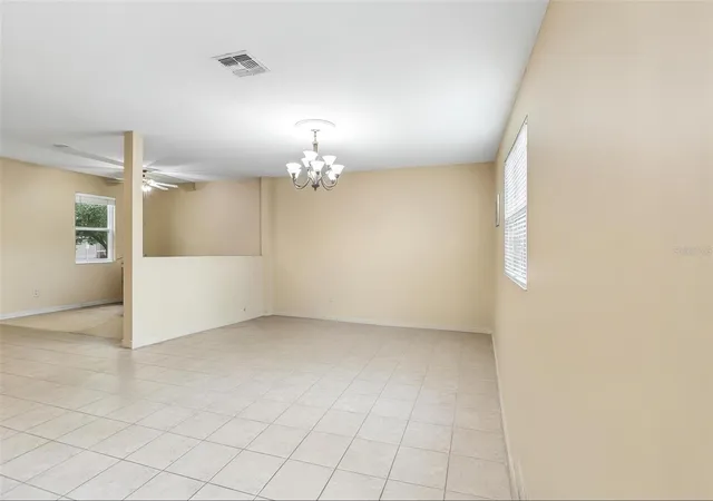 Photo 3 of Single family home for sale at 1585 Auburn Hills Ct, Tavares, FL 32778 | MLS# O6412949 | Listing updated on 2026-08-20