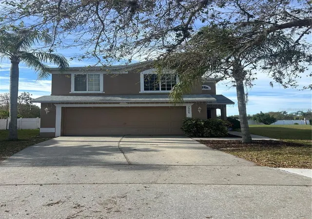 Photo 3 of Single family home for sale at 1906 Sherbourne St, Winter Garden, FL 34787 | MLS# S5151079 | Listing updated on 2026-08-11