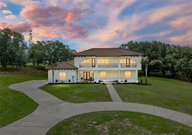 Homes for sale in Dade City, FL | 37624 Sky Ridge Cir, Dade City, FL 33525 | MLS# TB8514797