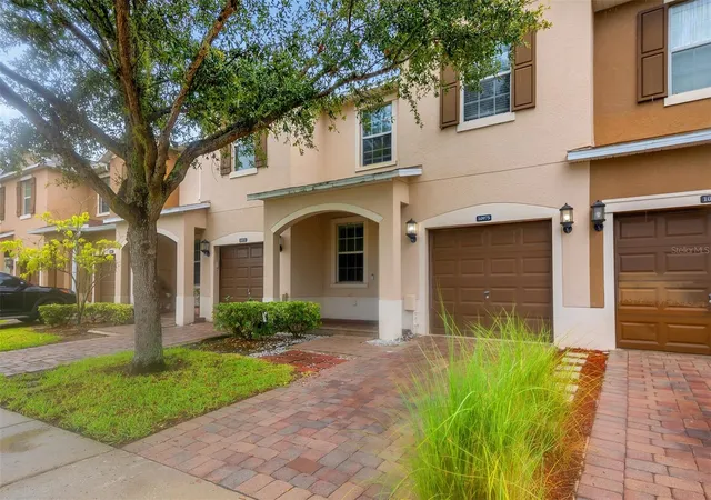 Photo 2 of Townhouse for sale at 10975 Savannah Landing Cir, Orlando, FL 32832 | MLS# O6412961 | Listing updated on 2026-09-14