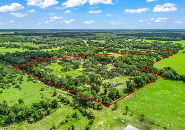 Homes for sale in Floral City, FL | 10660 E Bushnell Rd, Floral City, FL 34436 | MLS# TB8514818