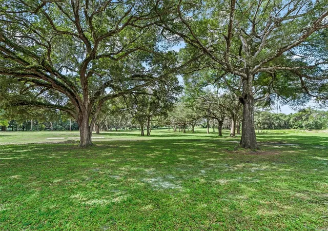 Photo 4 of Single family home for sale at 10660 E Bushnell Rd, Floral City, FL 34436 | MLS# TB8514818 | Listing updated on 2026-09-19