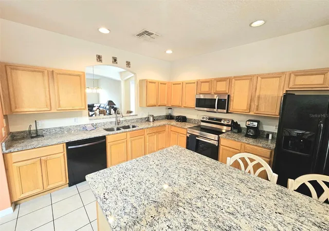 Photo 3 of Single family home for sale at 207 Hideaway Beach Ln, Kissimmee, FL 34746 | MLS# S5151084 | Listing updated on 2026-06-08