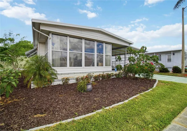 1st image of 5402 Chateau Ln, Bradenton, FL 34207 | MLS# D6147675