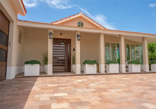 Photo 2 of Sale Pending at 302 Camino De Los Cedros, Dorado, PR 00646 | MLS# PR9121765 | Listing updated on 2026-10-14