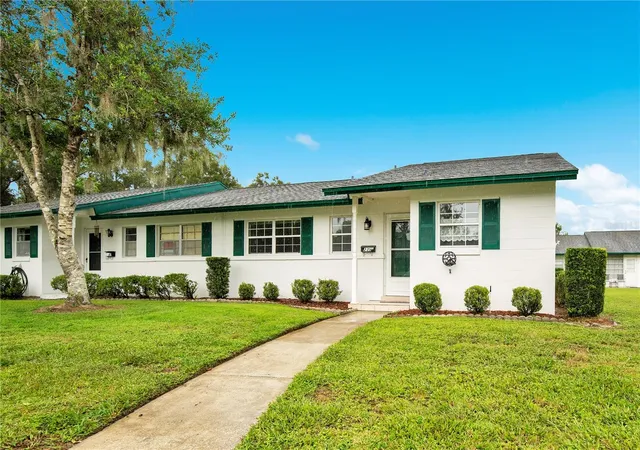 Photo 2 of Condo for sale at 239 N Hill Ave #110, Deland, FL 32724 | MLS# O6413021 | Listing updated on 2026-09-18