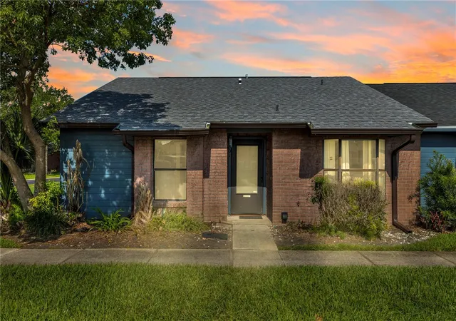 Homes for sale in Saint Cloud, FL | 2501 King Oak Cir, Saint Cloud, FL 34769 | MLS# O6413032