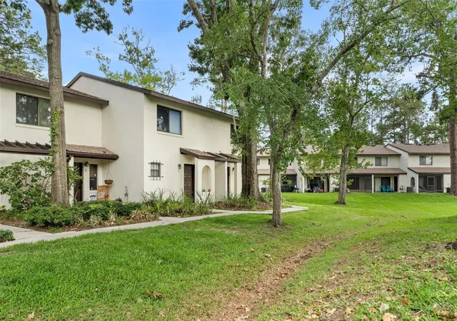 Homes for sale in Gainesville, FL | 2635 Sw 35th Place, Gainesville, FL 32608 | Houzeo