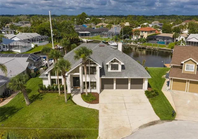 Homes for sale in Palm Coast, FL | 7 Chinook Ct, Palm Coast, FL 32137 | MLS# FC318980