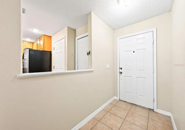 Photo 4 of Townhouse for sale at 4559 Lacebark Trl, Oviedo, FL 32765 | MLS# O6413046 | Listing updated on 2026-10-07