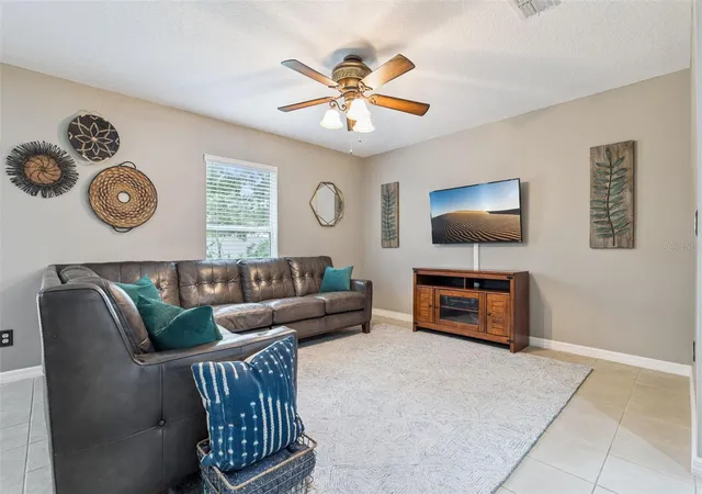 Photo 4 of Single family home for sale at 657 Preakness Cir, Deland, FL 32724 | MLS# O6413056 | Listing updated on 2026-10-07
