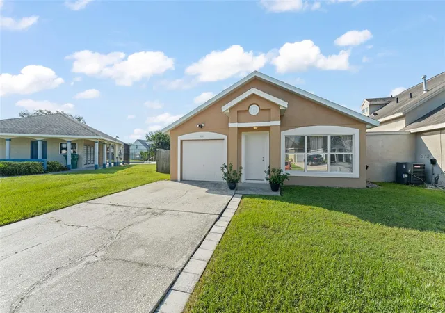 Photo 1 of Single family home for sale at 338 Windford Ct, Winter Garden, FL 34787 | MLS# O6413058 | Listing updated on 2026-08-24