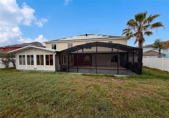 Photo 4 of Sale Pending at 3312 White Blossom Ln, Clermont, FL 34711 | MLS# O6413059 | Listing updated on 2026-10-06