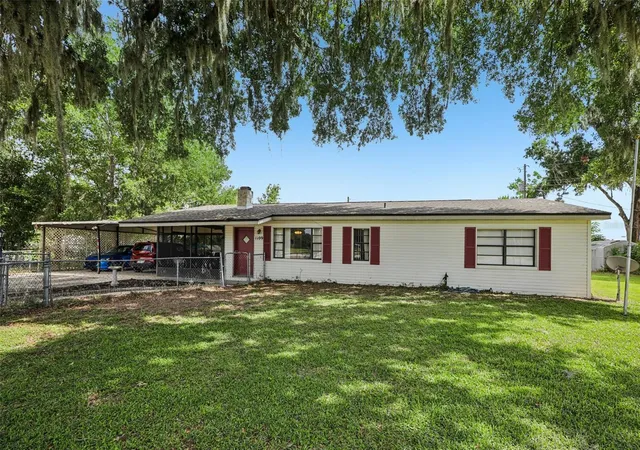 Homes for sale in Bushnell, FL | 1109 W C 48, Bushnell, FL 33513 | MLS# G5113223