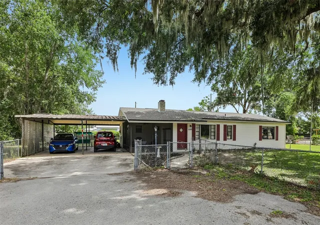 Homes for sale in Bushnell, FL | 1109 W C 48, Bushnell, FL 33513 | MLS# G5113223