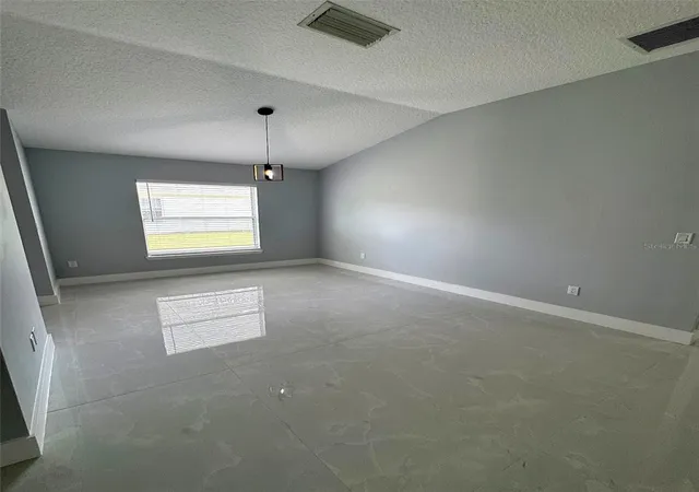 4th image of 12 N Reynolds Pl, Palm Coast, FL 32164 | MLS# FC318983