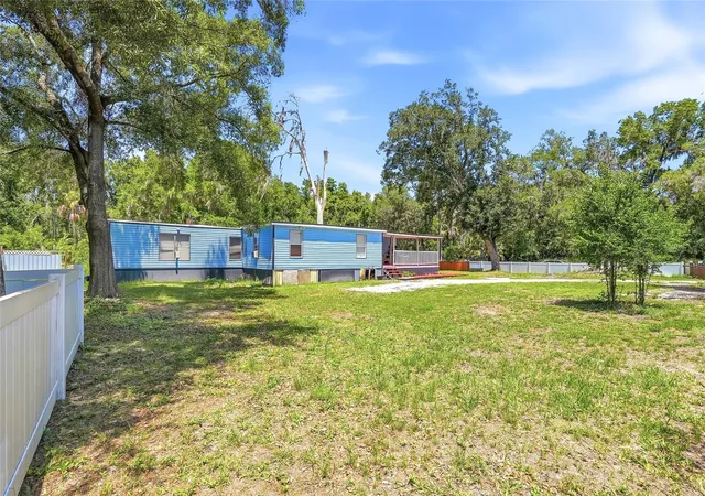 Photo 3 of Manufactured home for sale at 911 Marjorie Ave, Brandon, FL 33511 | MLS# TB8514898 | Listing updated on 2026-07-07