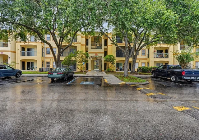 1st image of 5602 Pinnacle Hts Cir, Tampa, FL 33624