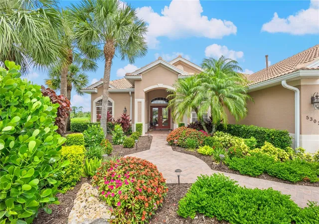 3rd image of 5302 White Ibis Ct, North Port, FL 34287 | MLS# C7526872