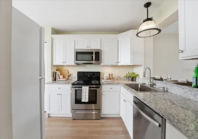 3rd image of 4550 Pinebrook Cir #506, Bradenton, FL 34209 | MLS# A4695709