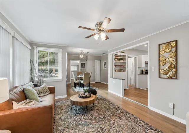 Photo 3 of Single family home for sale at 1004 Washington Ave, Largo, FL 33770 | MLS# TB8514922 | Listing updated on 2026-10-01