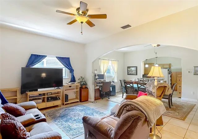 Photo 3 of Single family home for sale at 2708 N Jefferson St, Tampa, FL 33602 | MLS# TB8514925 | Listing updated on 2026-09-15