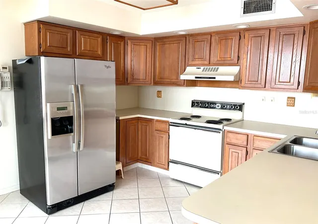 5th image of 6322 Palma Del Mar Blvd S #G402, Saint Petersburg, FL 33715 | MLS# TB8514928