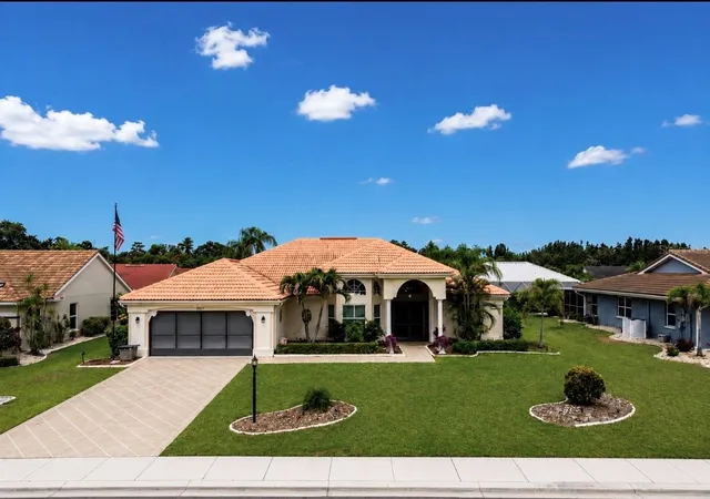 2nd image of 2027 New Bedford Dr, Sun City Center, FL 33573 | MLS# TB8514939