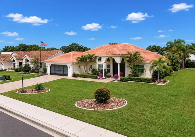 3rd image of 2027 New Bedford Dr, Sun City Center, FL 33573 | MLS# TB8514939