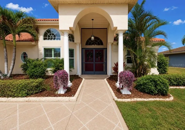 5th image of 2027 New Bedford Dr, Sun City Center, FL 33573 | MLS# TB8514939