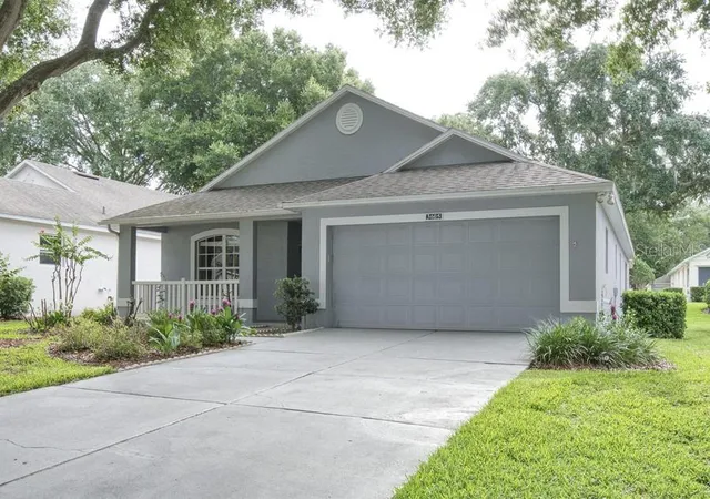 Photo 3 of Single family home for sale at 3605 Westerham Dr, Clermont, FL 34711 | MLS# G5113235 | Listing updated on 2026-08-24