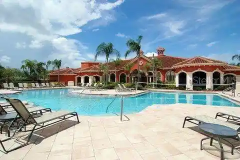 Listing Photo 2 - Condo for sale in 2739 Via Capri located at 2739 Via Capri, Clearwater, FL 33764 - Unit #1014