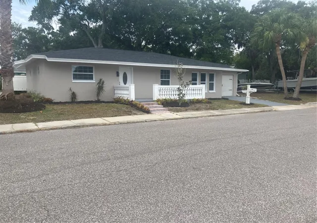 1st image of 601 Banana St, Tarpon Springs, FL 34689 | MLS# TB8514978