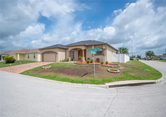 Photo 2 of Single family home for sale at 8653 Pebblebrooke Way, Lakeland, FL 33810 | MLS# TB8514986 | Listing updated on 2026-10-27