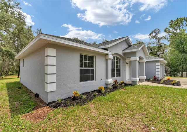 Homes for sale in Morriston, FL | 13931 Se 25Th St, Morriston, FL 32668 | MLS# TB8514991