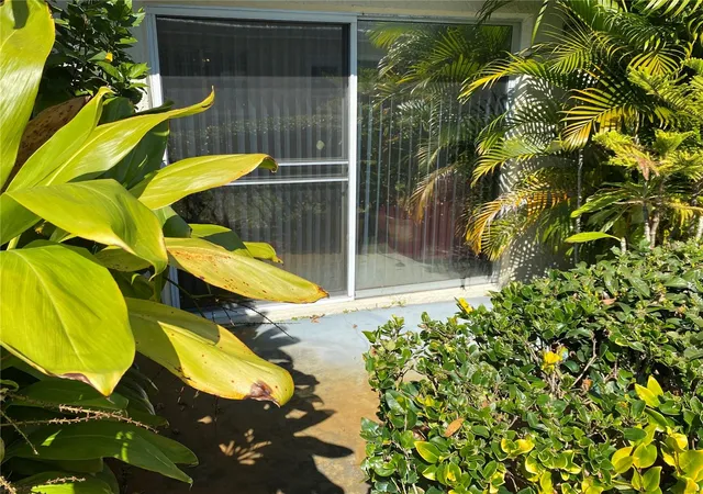Photo 4 of House for sale at 1059 Dunrobin Dr #B, Palm Harbor, FL 34684 | MLS# TB8514992 | Listing updated on 2026-09-29