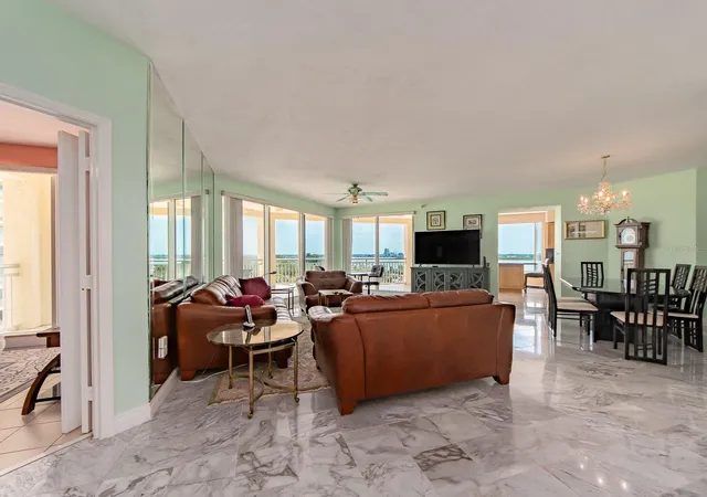 5th image of 1180 Gulf Blvd #906, Clearwater Beach, FL 33767 | MLS# TB8514995