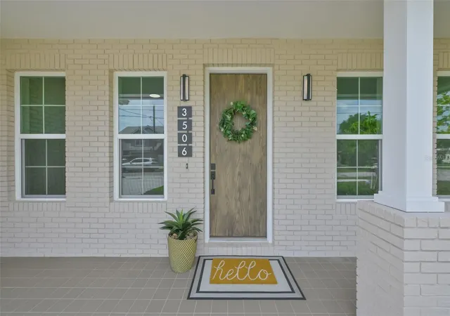 Homes for sale in Tampa, FL | 3506 W Rogers Ave, Tampa, FL 33611 | MLS# TB8515003