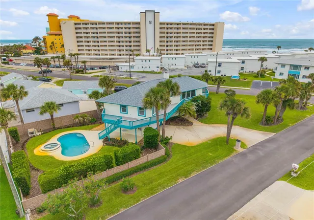 5th image of 320 Due East St, New Smyrna Beach, FL 32169 | MLS# NS1088396