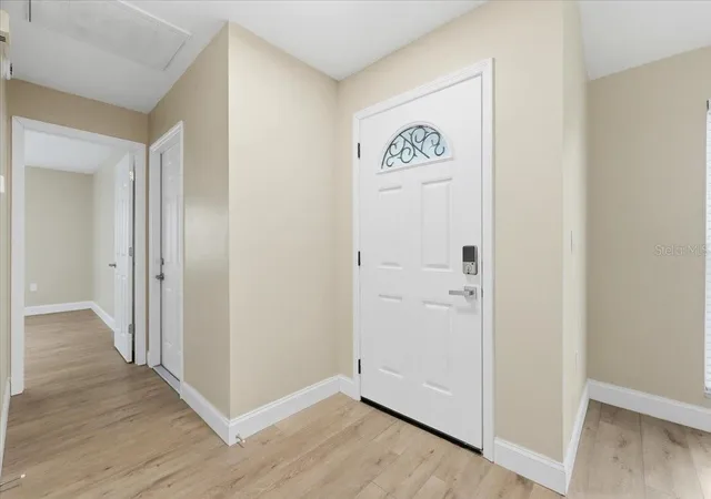 4th image of 1422 Periwinkle Ct, Lakeland, FL 33811 | MLS# L4962419