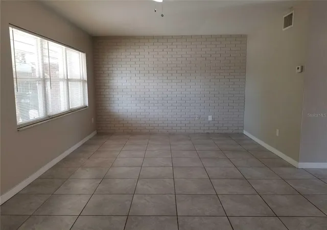 4th image of 3366 Camelot Dr, Largo, FL 33771